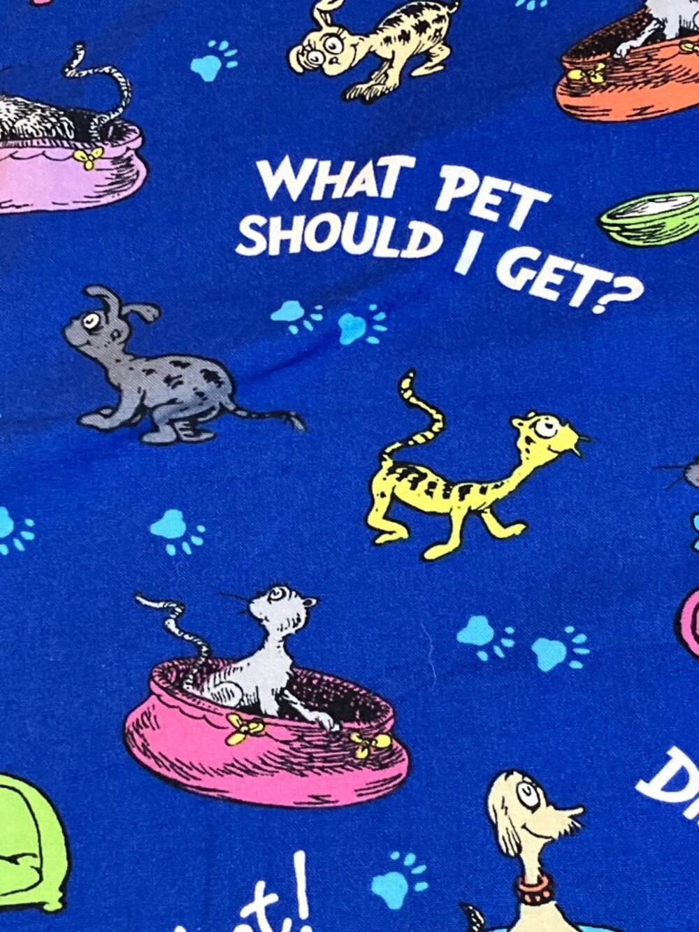 Dr. Seuss What Pet Should I Get  SM Scrub Top Royal Blue Paw-fect! 100% Cotton - Picture 7 of 8